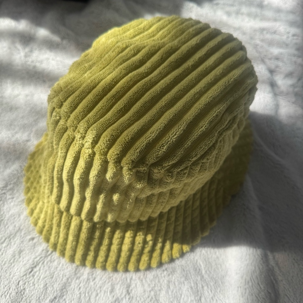 Urban Outfitters Ribbed Textured Bucket Hat Green‎ Chenille Terry One Size